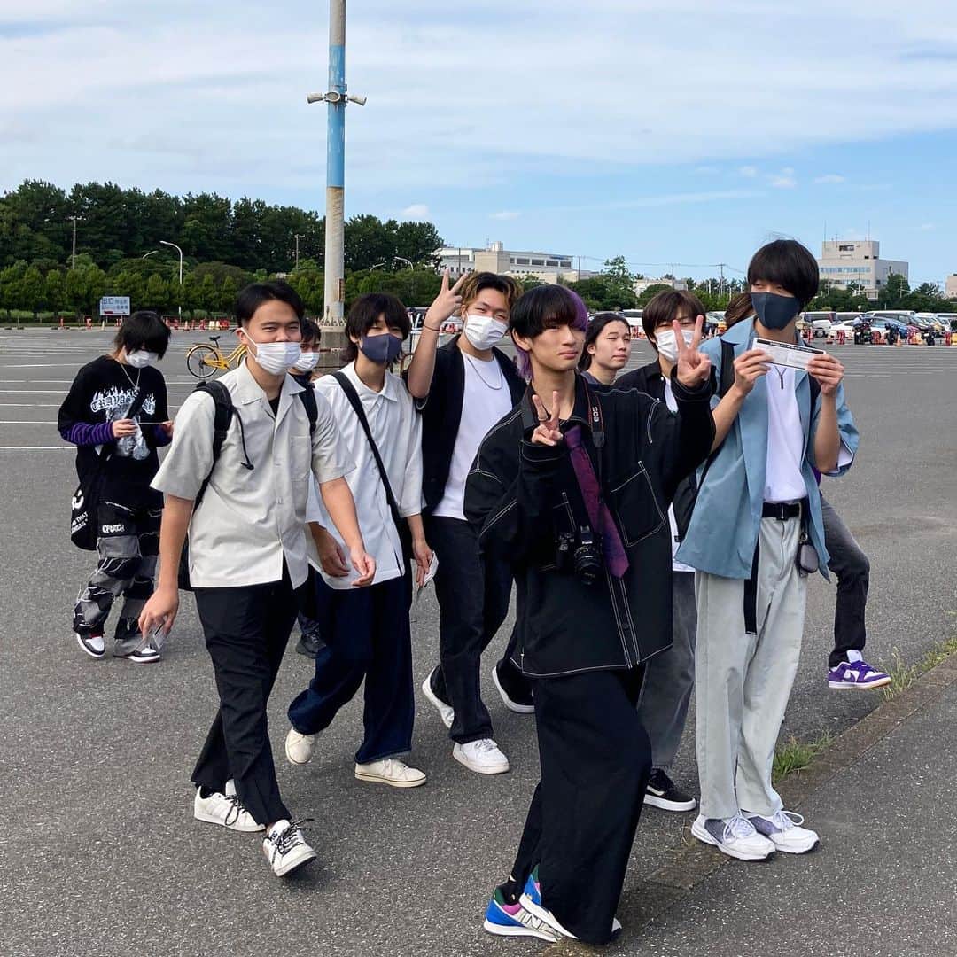 NCC新潟コンピュータ専門学校のインスタグラム：「【国内研修旅行✈️】 東京ゲームショウに見学に行ってきます！ 天気が良くてよかった〜  #新潟コンピュータ専門学校 #nsgカレッジリーグ #オープンキャンパス #進路研究 #専門学校　#新潟　#古町  #デザイン #映像 #3dcg #イラスト #ゲーム #web #システム #プログラマー #エンジニア #ai #ロボット #eスポーツ #東京ゲームショウ #tgs」