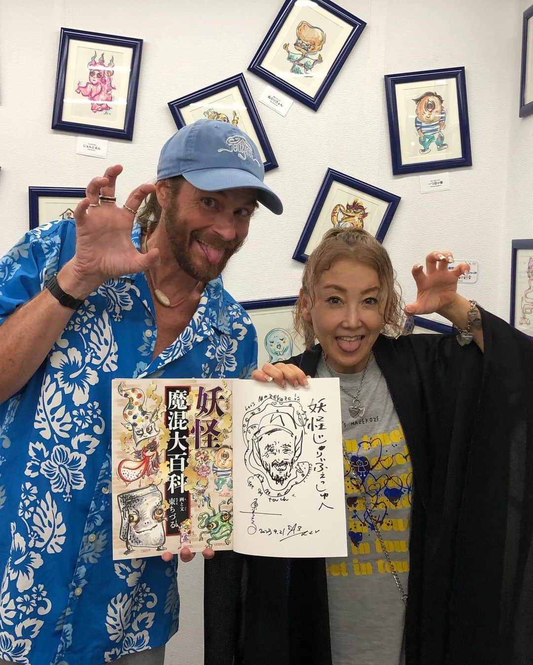 セイン・カミュさんのインスタグラム写真 - (セイン・カミュInstagram)「Had a goulie and fun time with @azuma.chizuru with her Mazekoze Yokais👹👺👻🤩 #thanecamus #azuma.chizuru #yokai  #mazekoze  #getintouch #fun #art」9月24日 11時08分 - thanecamus