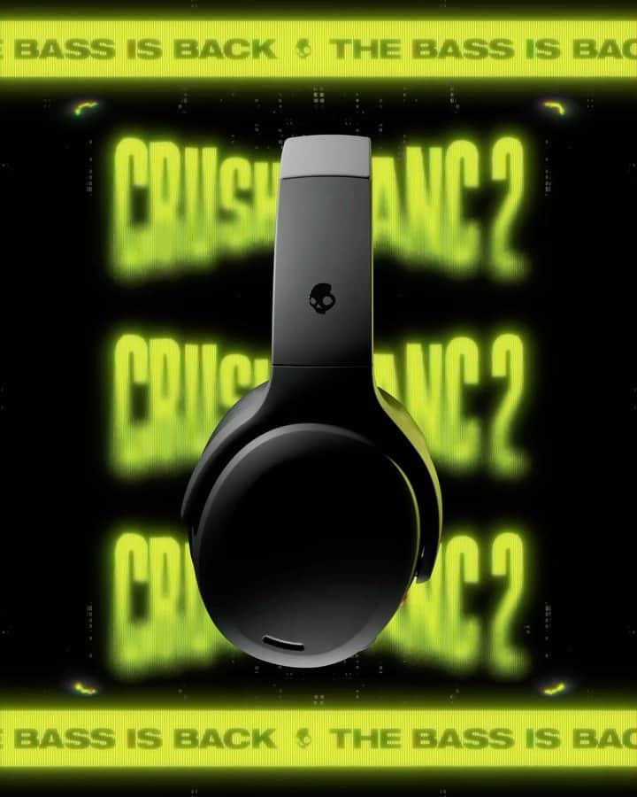 Skullcandy Japanのインスタグラム：「最新モデルCrusher ANC 2  ・予想と期待を超える重低音 ・静寂の中で響き渡る ・究極のクラッシャー  特許技術のクラッシャーベースと相反する静寂のアクティブノイズ キャンセリング(ANC)が調和し、ANCは周囲の雑音だけでなくヘッドホン内部で振動するクラッシャーベ ースの反響音を打ち消し、クリアな高音と力強い重低音を響かせます。  クラッシャーベースの振動をオフにすることで一般的なノイズキャンセリングヘッドホンとしても利用でき、1台で2役の使い分けがで きます。」