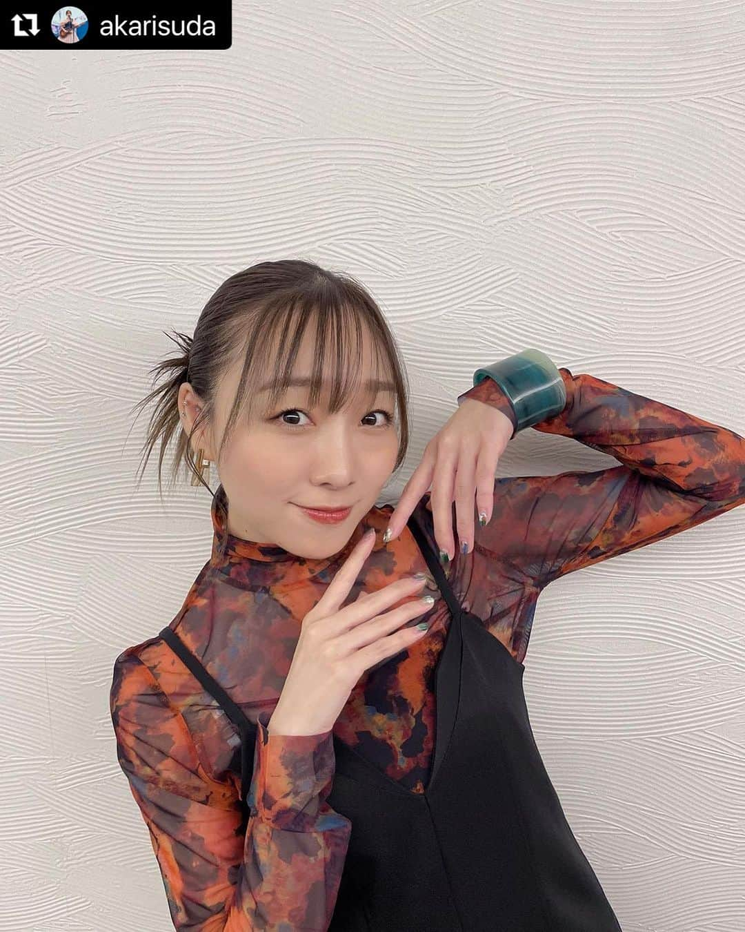 柏木作夢さんのインスタグラム写真 - (柏木作夢Instagram)「Stying work for @akarisuda   #サムズポイント #須田亜香里 #衣装 #スタイリスト #samukashiwagi #柏木作夢 #秋コーデ  #Repost @akarisuda with @use.repost ・・・ 衣装とネイルがぴったりでした🥰 今日はテレビもラジオも盛りだくさんです。  9月23日(土) ●テレビ東京13:28〜 #虎ノ門市場  ●テレビ愛知 18:30〜 #愛知あたりまえ  ●テレビ朝日系列20:00〜 #池上彰のニュースそうだったのか  ●MBSラジオ 25:30〜 #ゴチャ15 生放送」9月24日 11時43分 - samukashiwagi