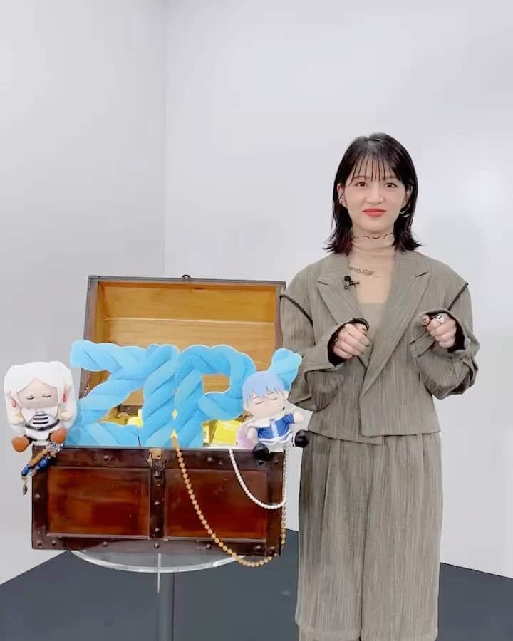 若月佑美のインスタグラム：「. 葬送のフリーレン×ZIP! 待望のアニメ化!魅力解剖SP 9月24日（日）夕方 4:25～ . 大好きな大好きな漫画 葬送のフリーレンがアニメ化されるにあたり、 その魅力を沢山語らせて頂きました！！！是非見てください！！ もう止まらなかった。 . ZIP!ポーズからのぷるぷる。 . #葬送のフリーレン  #現在また激アツ展開 #若月佑美」