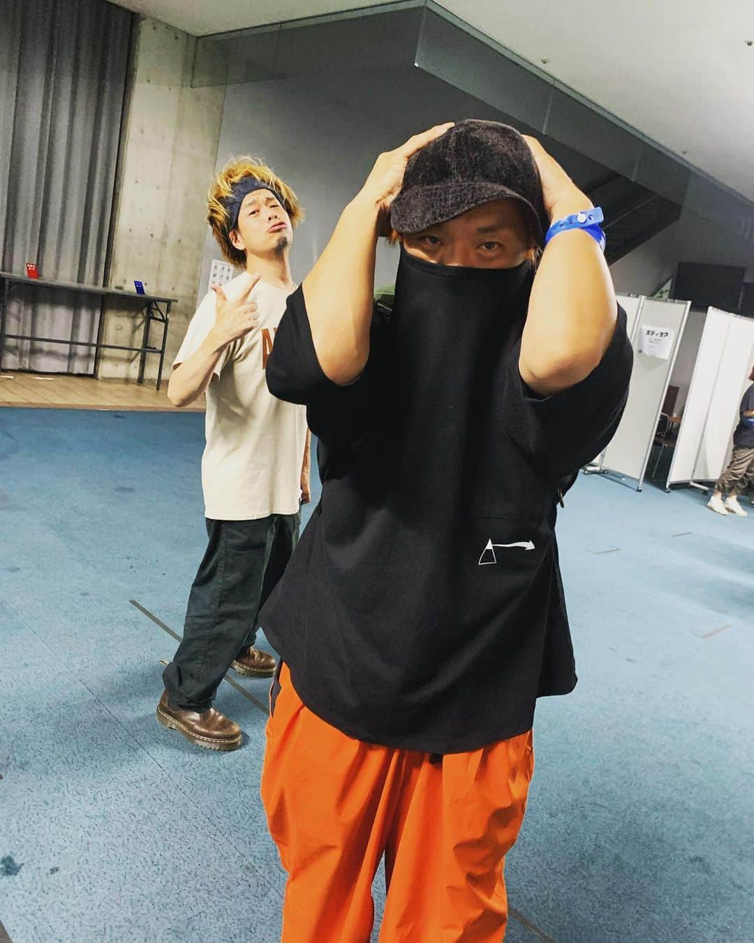 こーいちのインスタグラム：「山人音楽祭最高。 G-FREAK FACTORY最高。 あとロットンナオキが俺に「金玉煮凝りSALE〜」ってずっと言ってくるのも最高。  とにかく最高でした。」