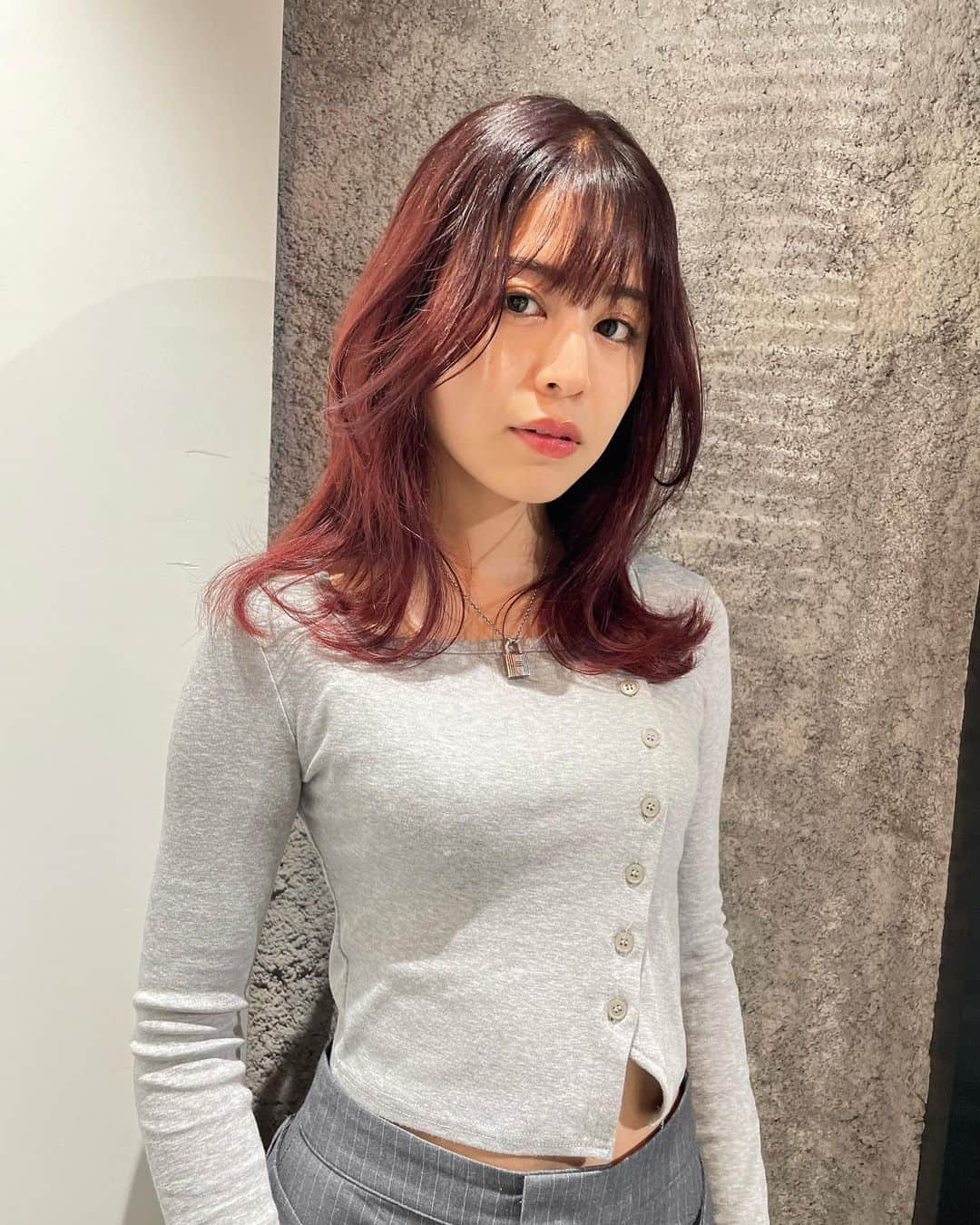 佐久間采那さんのインスタグラム写真 - (佐久間采那Instagram)「.  ❤️‍🔥  嬉しい ☻  #redhairstyle #redhaircolor❤️」9月24日 22時24分 - sakuma_ayana