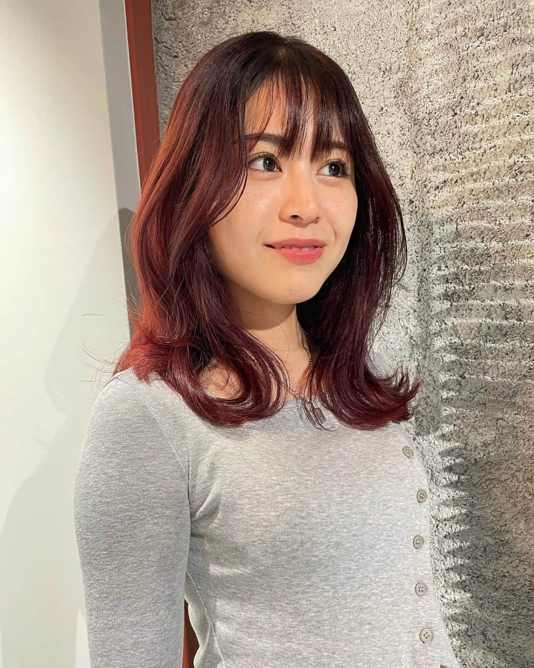 佐久間采那さんのインスタグラム写真 - (佐久間采那Instagram)「.  ❤️‍🔥  嬉しい ☻  #redhairstyle #redhaircolor❤️」9月24日 22時24分 - sakuma_ayana