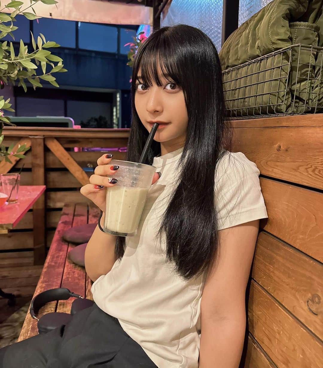 のインスタグラム：「何飲んでるでしょーか🍌」