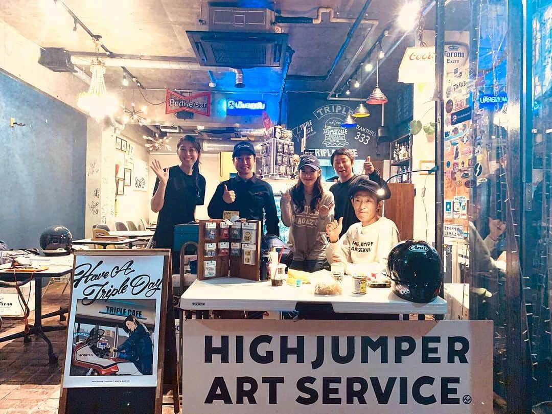 采女華さんのインスタグラム写真 - (采女華Instagram)「HAVE A TRIPLE DAY.  @highjumperjp さんにネームを入れていただきました🖋️⚡️  #triplecafe #haveabikeday #haveatripleday #motorcycle #riderscafe #booyah」9月24日 22時39分 - 87uneme