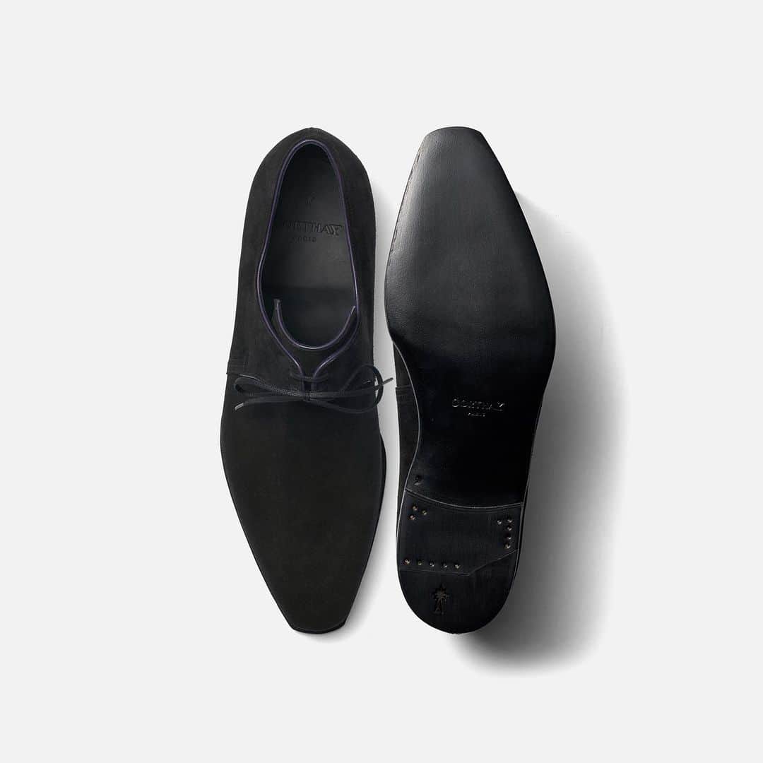 コルテさんのインスタグラム写真 - (コルテInstagram)「[Corthay Essentials]  Here showcased : Model : Arca Derby Color : Black suede leather  www.corthay.com #corthay #classicshoes」9月24日 22時45分 - maison_corthay