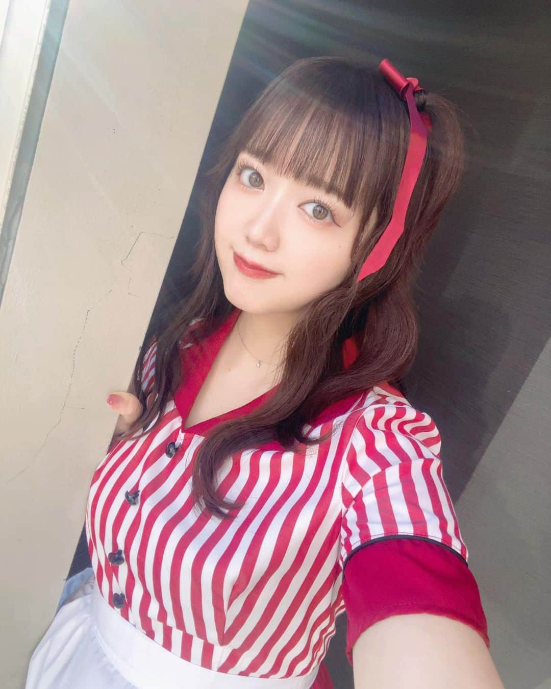 伊藤彩沙のインスタグラム：「なんやかんやこの髪型好きなんよな🍎 みんなの好きな髪型教えて✌️」