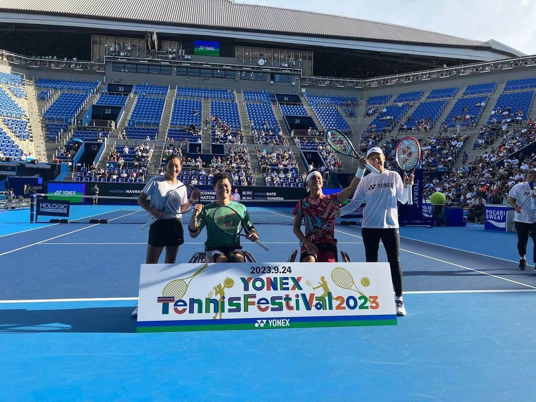 国枝慎吾のインスタグラム：「YONEX TENNIS FESTIVAL @torayppo  Enjoyed playing with super legends!!! なんと伊達さんとの初ペア💪スーパーレジェンド、ナブラチロワさん🥺現♿️No.1の小田選手とのダブルスは、久しぶりに燃えました😘 何より観客の皆様の雰囲気も最高でした。有難うございました。 このような機会を頂きましてヨネックスに感謝です。 使用ラケットはEZONE98👍  YouTubeでエキシビジョンマッチ視聴できます🙌↓↓ https://youtu.be/GsX6IJvOg98?si=qvby2UZIPx4T7Ilx  #yonex #ヨネックス #東レパンパシフィックオープン」