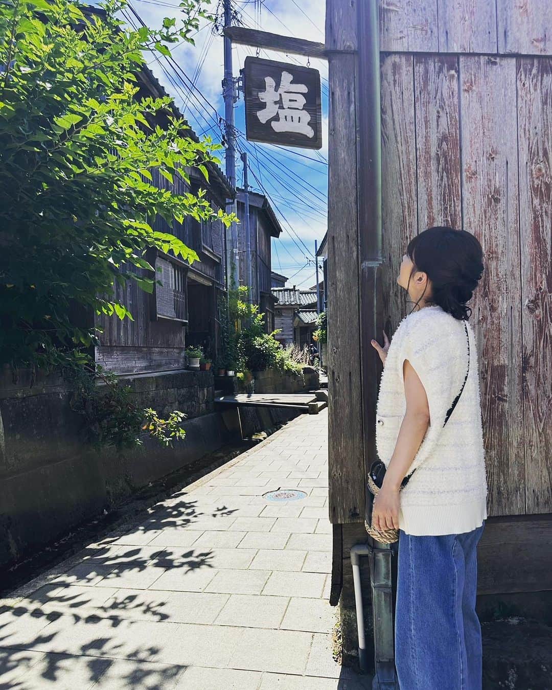 丘みどりのインスタグラム：「佐渡。  #塩 #佐渡 #佐渡の夕笛」