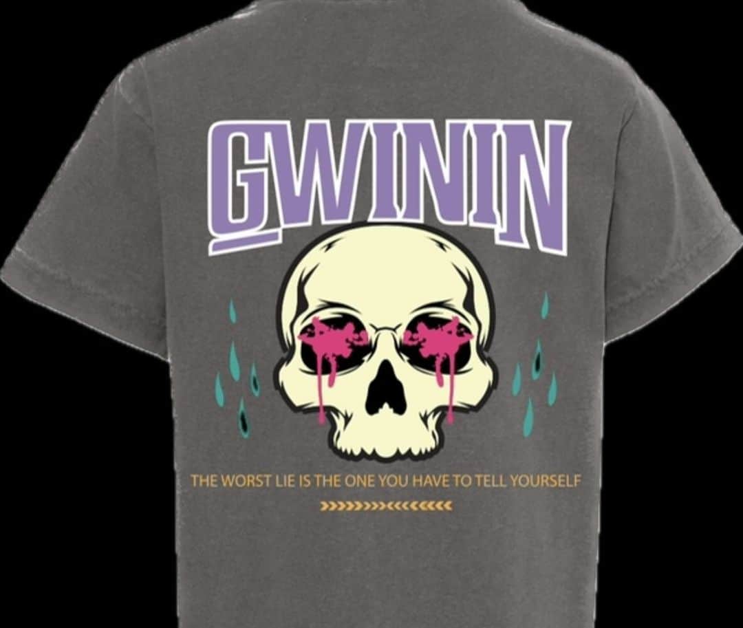 DJ Selfさんのインスタグラム写真 - (DJ SelfInstagram)「Gwinin.com go support shop for ya gear today @shopgwinin」9月24日 14時28分 - djself