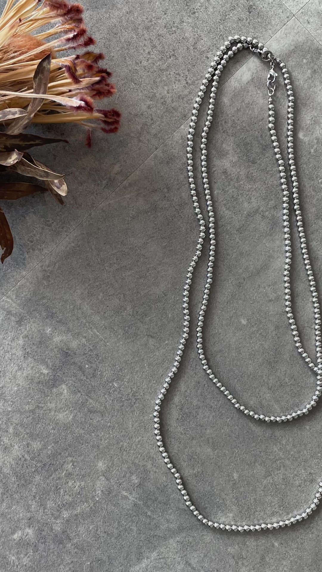 吉川まあこのインスタグラム：「@hinahina.official.ec  新作stainless accessory  @anne__jp  AW 新作」