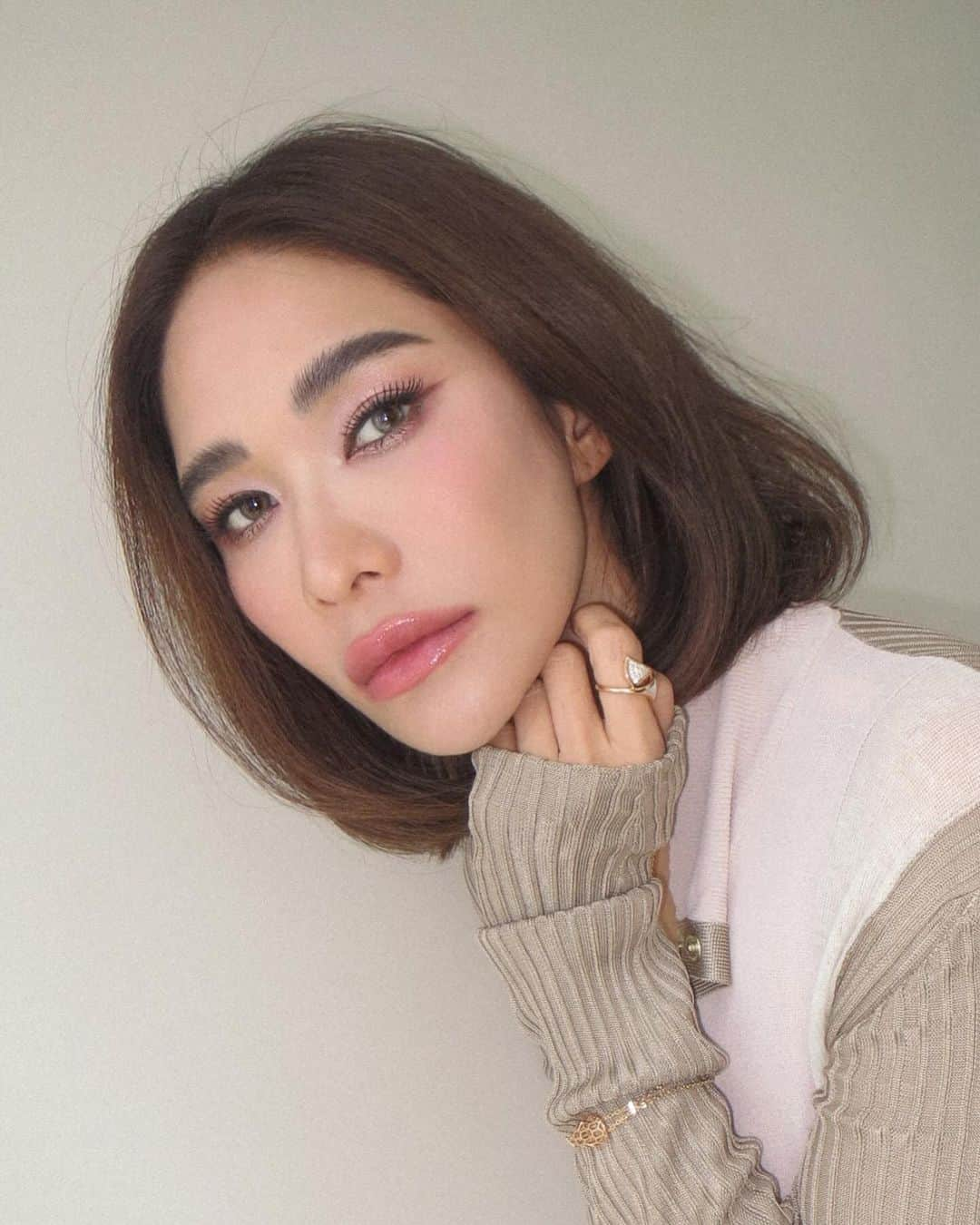 Laila Boonyasakのインスタグラム：「อันยอง 🇰🇷 สายเกา เกาหลัง ☺️💥」