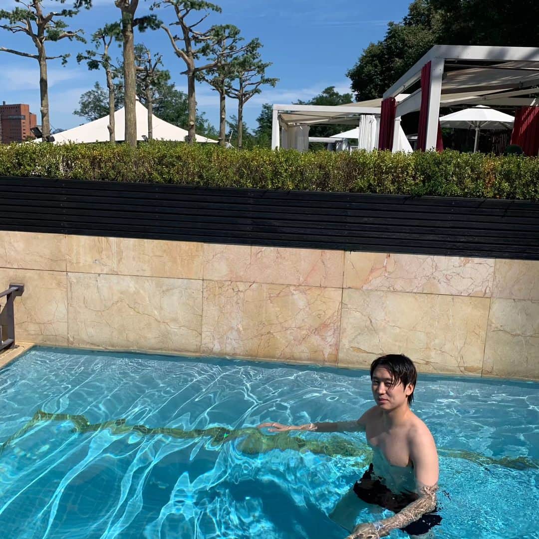 鄭栄植のインスタグラム：「대한민국 탁구협회와 반얀트리 호텔에서 초대해주신 카바나에 다녀왔습니다. 즐거운 시간 보낼 수 있게 해주셔서 감사드립니다. #대한민국탁구 #반얀트리오아시스카바나 #국가대표탁구선수」