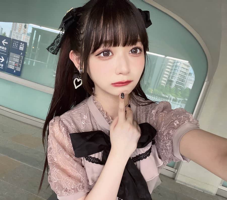 まいきちのインスタグラム：「あたしメンヘラじゃないもん！！  TGCteenの時の写真です🐇」