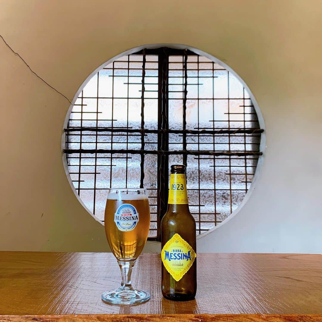くろさんのインスタグラム写真 - (くろInstagram)「ANTICO RONDINO🐖鎌倉長谷  本日のブランチは稲村ヶ崎ロンディーノの姉妹店 @antico_rondino   〜〜〜 プロシュットをはさむイタリア発祥の生ハムサンド“Panino(パニーノ)”や、複数の種類の生ハムやチーズを盛り合わせた“Affettati Misti(生ハムの盛り合わせ)”をご用意。ハムのうま味を損なわないように注文を受けてから、ひとつひとつスライスして調理してご提供します。 〜〜〜  #antico_rondino  #アンティコロンディーノ  #鎌倉長谷グルメ #鎌倉長谷モーニング #鎌倉長谷ランチ #長谷グルメ #長谷ランチ #長谷モーニング #鎌倉ロンディーノ  #稲村ヶ崎ロンディーノ #パニーノランチ #鎌倉パニーノ #パニーノ #パニーノモーニング #日帰り鎌倉 #日帰り鎌倉散歩 #くろ呑み喰い」9月24日 16時58分 - m6bmw