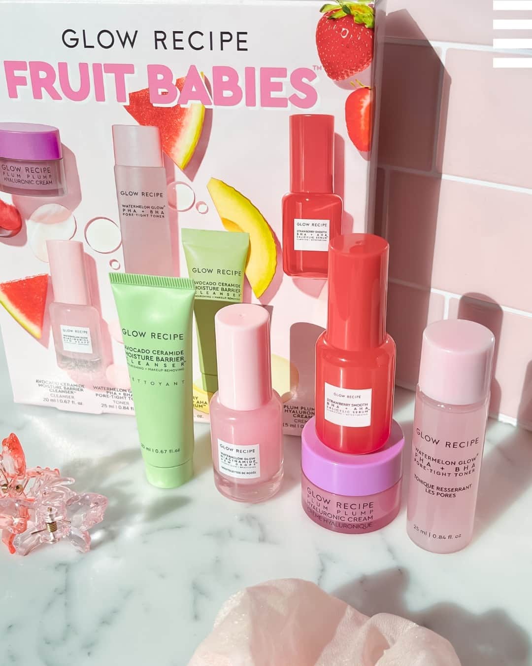 のインスタグラム：「Vous souhaitez découvrir @glowrecipe mais vous ne savez pas par où commencer ? Notre conseil : essayez le kit Fruit Babies ! 💝⁣ ⁣ Disponible, uniquement sur l'app Sephora.⁣ #SephoraFrance #skincare」