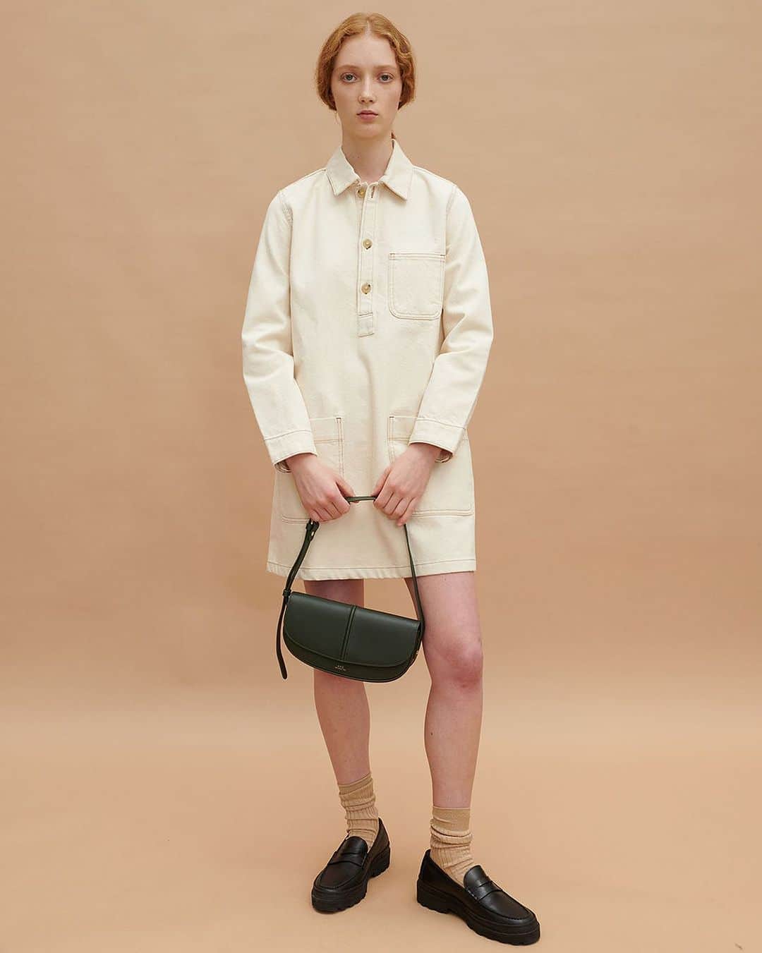 アーペーセーのインスタグラム：「The Fall/Winter 23 Aurelia dress and the Betty shoulder bag.  Available in stores and at apc.fr  #APCParis」