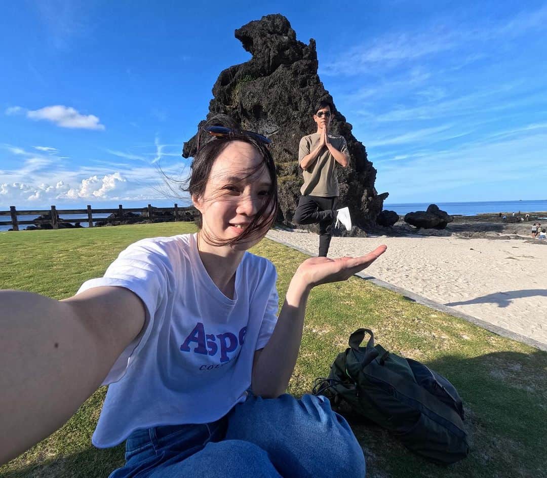 慢慢説（マンマンシュオー）のインスタグラム：「Oops 心還留在綠島🫶 本週唱談日公休 下週日10/1一起過中秋連假喔」