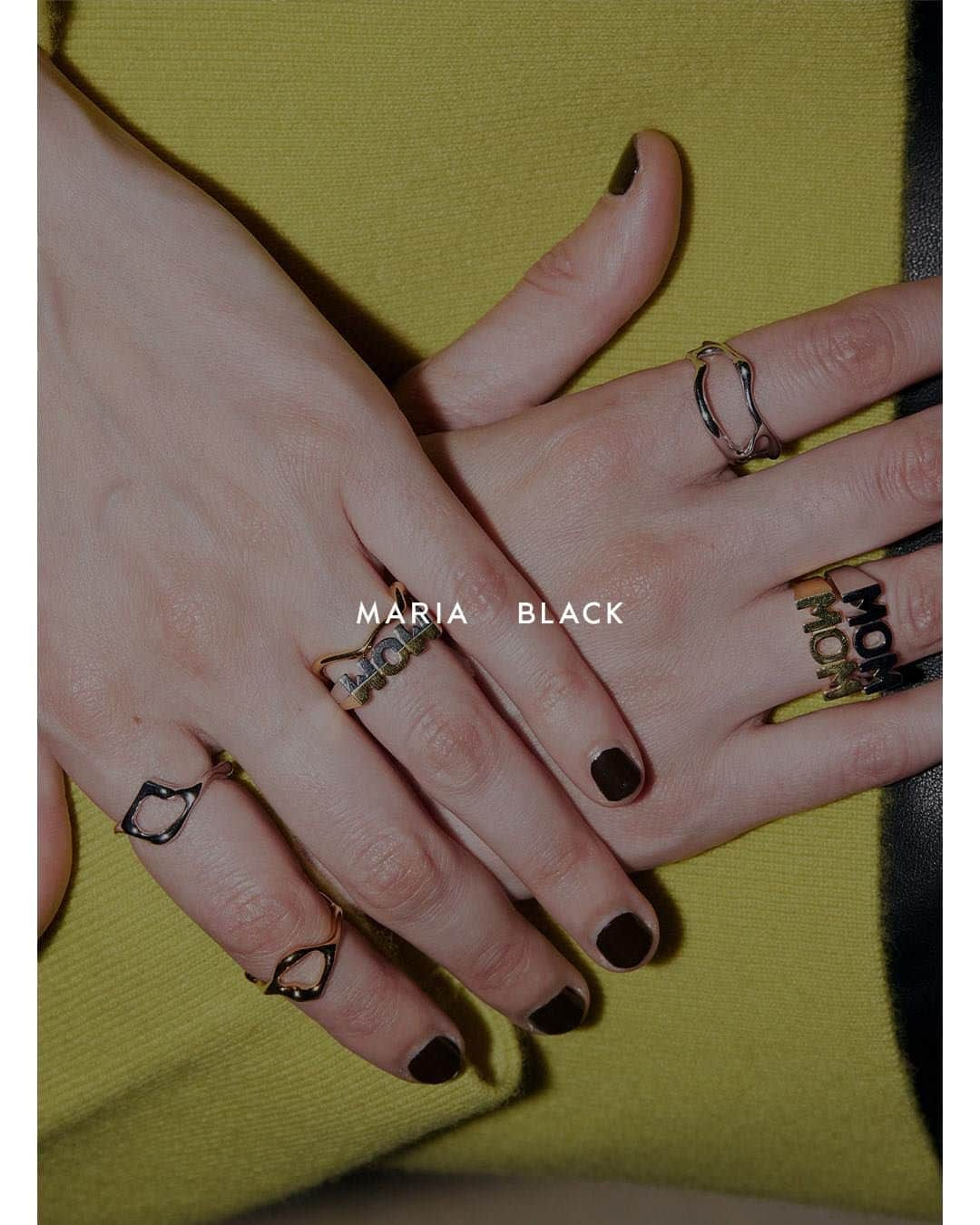 Ameri vintageさんのインスタグラム写真 - (Ameri vintageInstagram)「MARIA BLACK  #mariablack #ameri #amerivintage #ameri2023autumnwinter  #shopping #fashion #japan #acce #jewerly #necklace #ring #bracelet」9月24日 18時00分 - amerivintage