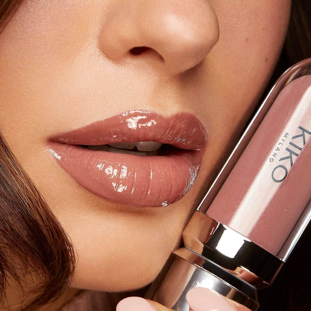 KIKO MILANOさんのインスタグラム写真 - (KIKO MILANOInstagram)「Embrace the allure of simplicity with our 3D Hydra Lipgloss 💄✨ Experience the ultimate nude lips, elevated to perfection. Shine effortlessly!⁣ ⁣ #KIKOMilano #KIKO3DHydra #nudelips #glossylips #lipgloss⁣ ⁣ New Unlimited Stylo 03 - 3D Hydra Lipgloss 20 - New Power Pro Nail Lacquer 09⁣」9月24日 18時20分 - kikomilano