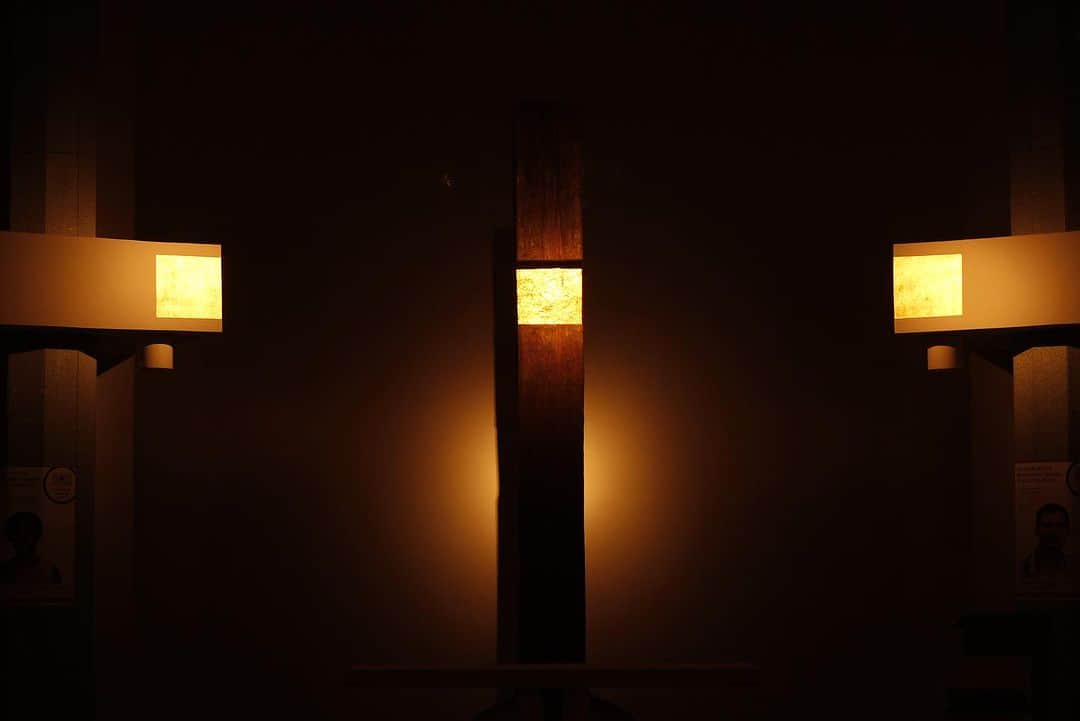 キム・サランさんのインスタグラム写真 - (キム・サランInstagram)「파리 교회의 십자가 🙏🏻보이지 않는다고 존재하지 않는 것이 아니다.」9月24日 18時16分 - sarangkim.love