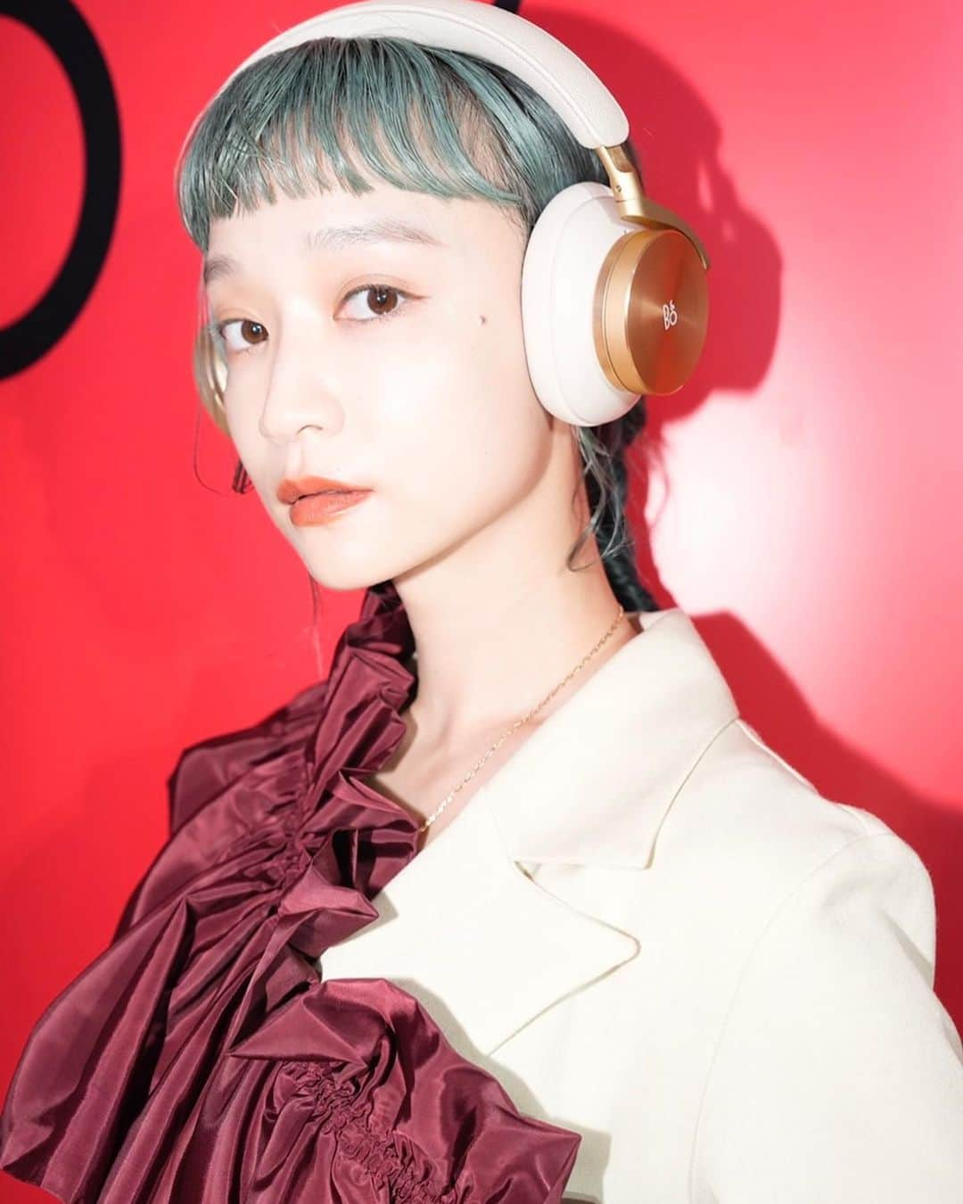 タカハシマイさんのインスタグラム写真 - (タカハシマイInstagram)「Bang & Olufsen × Ferrari Capsule Collection Launch Party🍸 久しぶりに赤を纏って凛とした気分🌹 洗練されたアイテムたちに心が踊りました🩰💫💫  @bangolufsen_japan @bangolufsen @scuderiaferrari  Frill Collar @sahara_japon  Jumpsuit @ellacantaria   #BangOlufsenForFerrari #BangOlufsenJapan #pr」9月24日 18時23分 - iamihsahakatiam