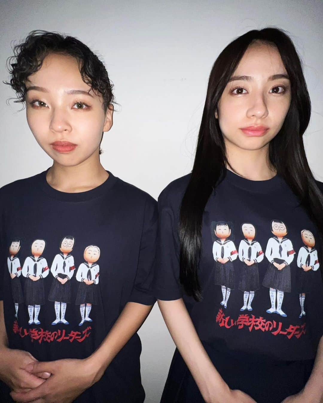 新しい学校のリーダーズさんのインスタグラム写真 - (新しい学校のリーダーズInstagram)「マ人間こけしTシャツ 🪭 NOW ON SALE ✨✨✨✨  https://bit.ly/3RdgC8S  #新しい学校のリーダーズ #新しい学校の購買部」9月24日 18時56分 - japan_leaders