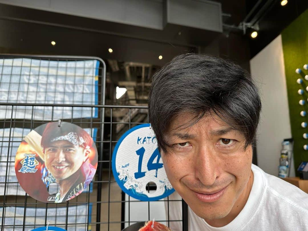 新垣勇人さんのインスタグラム写真 - (新垣勇人Instagram)「明日の9月25日　18時〜　北海道日本ハムファイターズVS東北楽天イーグルスの試合をHBCでラジオ解説させていただきます！ KAKILANDは営業しています👍  #解説 #HBC #新垣勇人 #北海道日本ハムファイターズ #東北楽天イーグルス  ← ※ちなみにうわっちの真似」9月24日 19時11分 - hayato.arakaki28