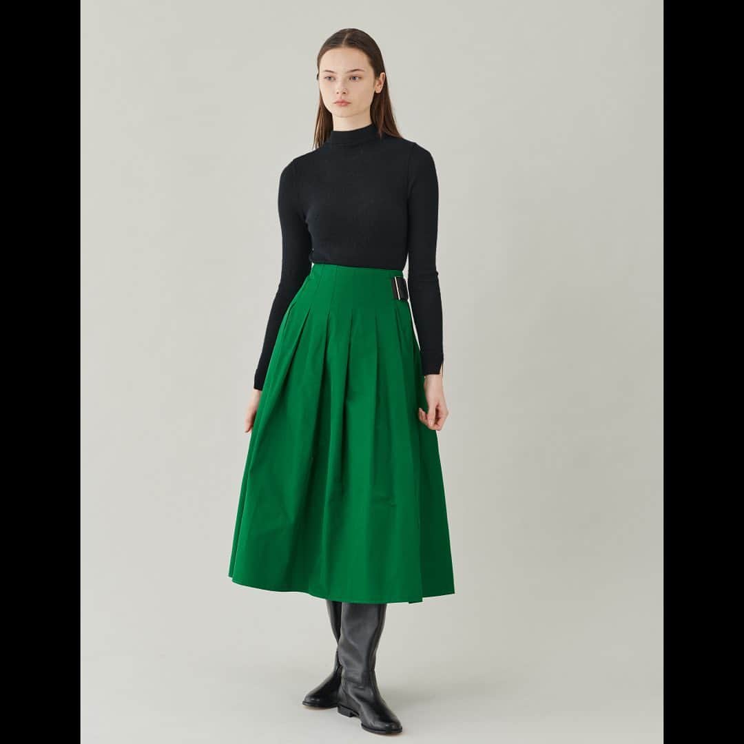 のインスタグラム：「O'NEIL OF DUBLIN  Limonta Polyester Tuck Kilt Skirt ¥43,780  #oneilofdublin #23aw #bshop」
