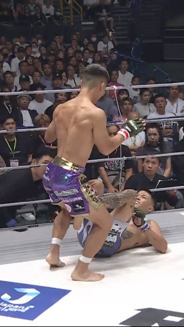 RIZIN FF OFFICIALのインスタグラム：「Hagiwara attempted Rolling Thunder and Ushiku’s funny action 😂  [ #RIZIN44 | @FiteTV PPV https://linktr.ee/rizinffofficialppv]」