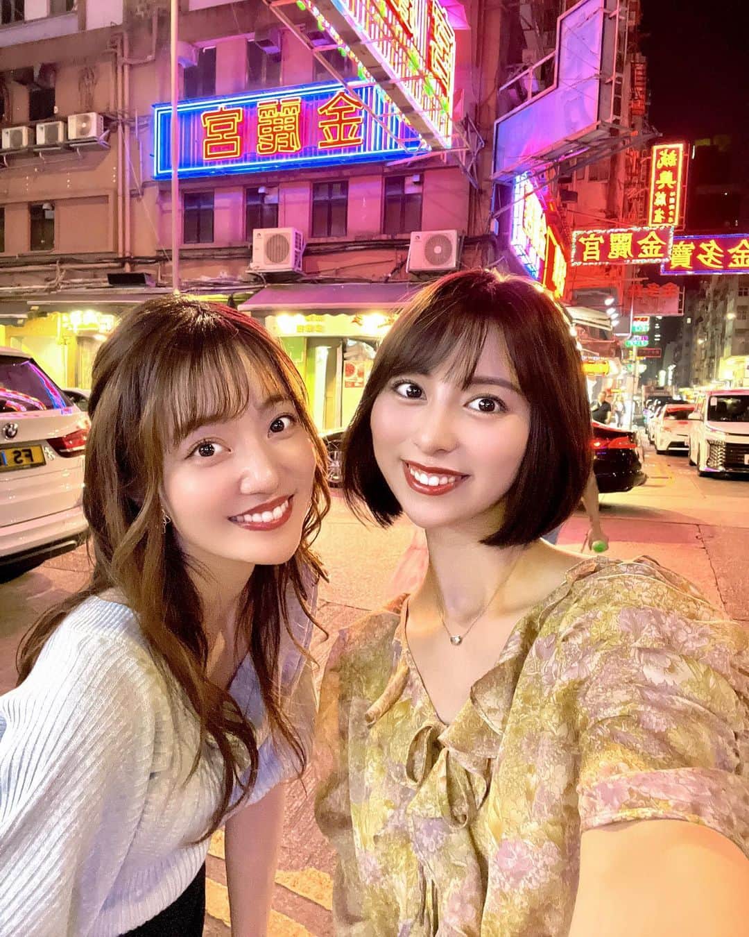 太田えりなのインスタグラム：「.  写真が重複しちゃいますが... 原さんと2泊３日で香港旅行に🇭🇰✈️✨  美味しい物たくさん食べて、観光して 楽しんできました♪  . .  #香港#香港旅行#香港観光 #香港女子旅#女人街#夜市 #ナイトマーケット#香港夜市」