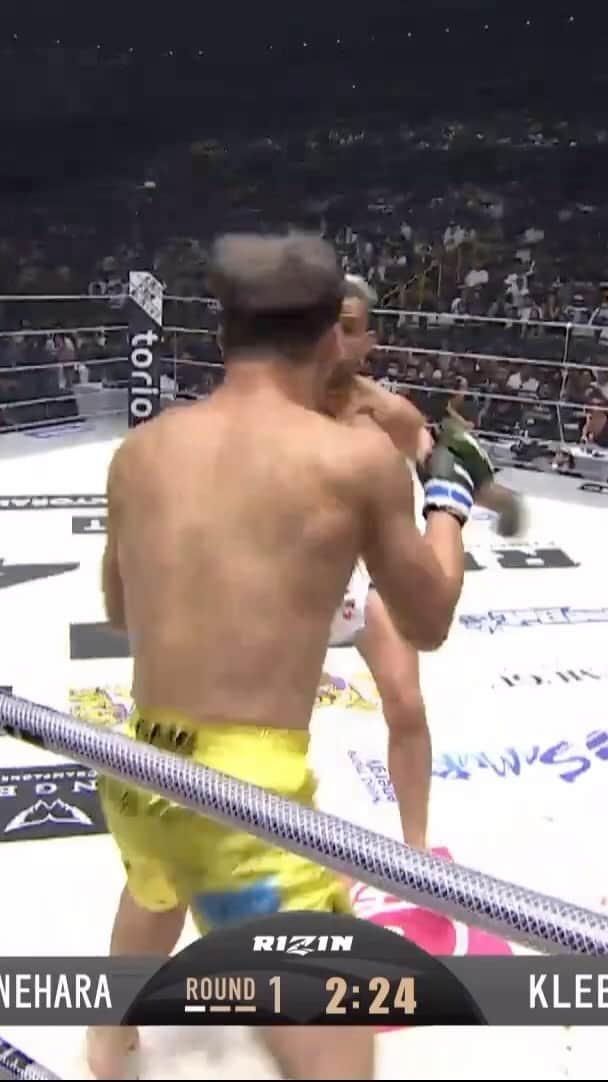 RIZIN FF OFFICIALのインスタグラム：「The judo throw, and Kleber goes straight to the mount! @kleber_koike   [ #RIZIN44 | @FiteTV PPV https://linktr.ee/rizinffofficialppv]」