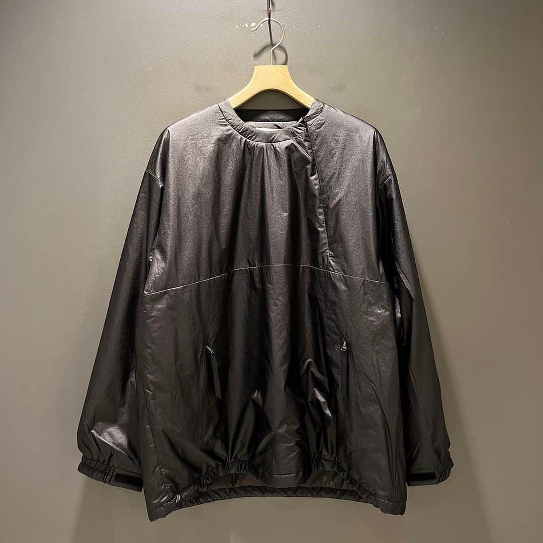 のインスタグラム：「＜Graphpaper＞ Mens PERTEX®︎ QUANTUM Insulated Crew Neck Pullover ¥35,200-(inc.tax) Item No.11-18-1451 BEAMS JAPAN 2F ☎︎03-5368-7317 @beams_japan #graphpaper #beams #beamsjapan #beamsjapan2nd Instagram for New Arrivals Blog for Recommended Items」