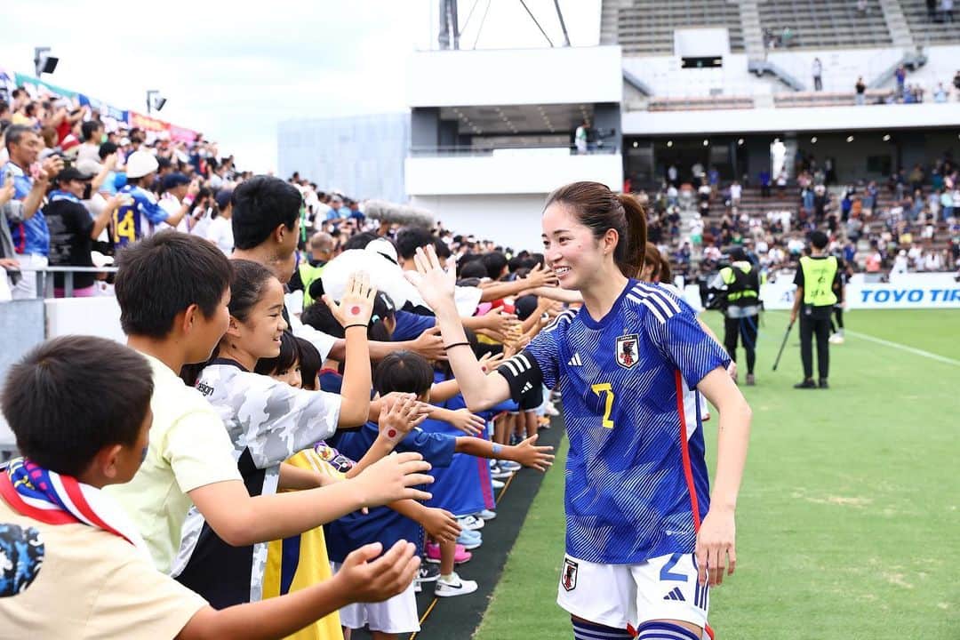 清水梨紗のインスタグラム：「. VSアルゼンチン🇦🇷  応援ありがとうございました☺️ 日本でたくさんの方に会えて嬉しかったです！！  #nadeshiko  #なでしこジャパン」
