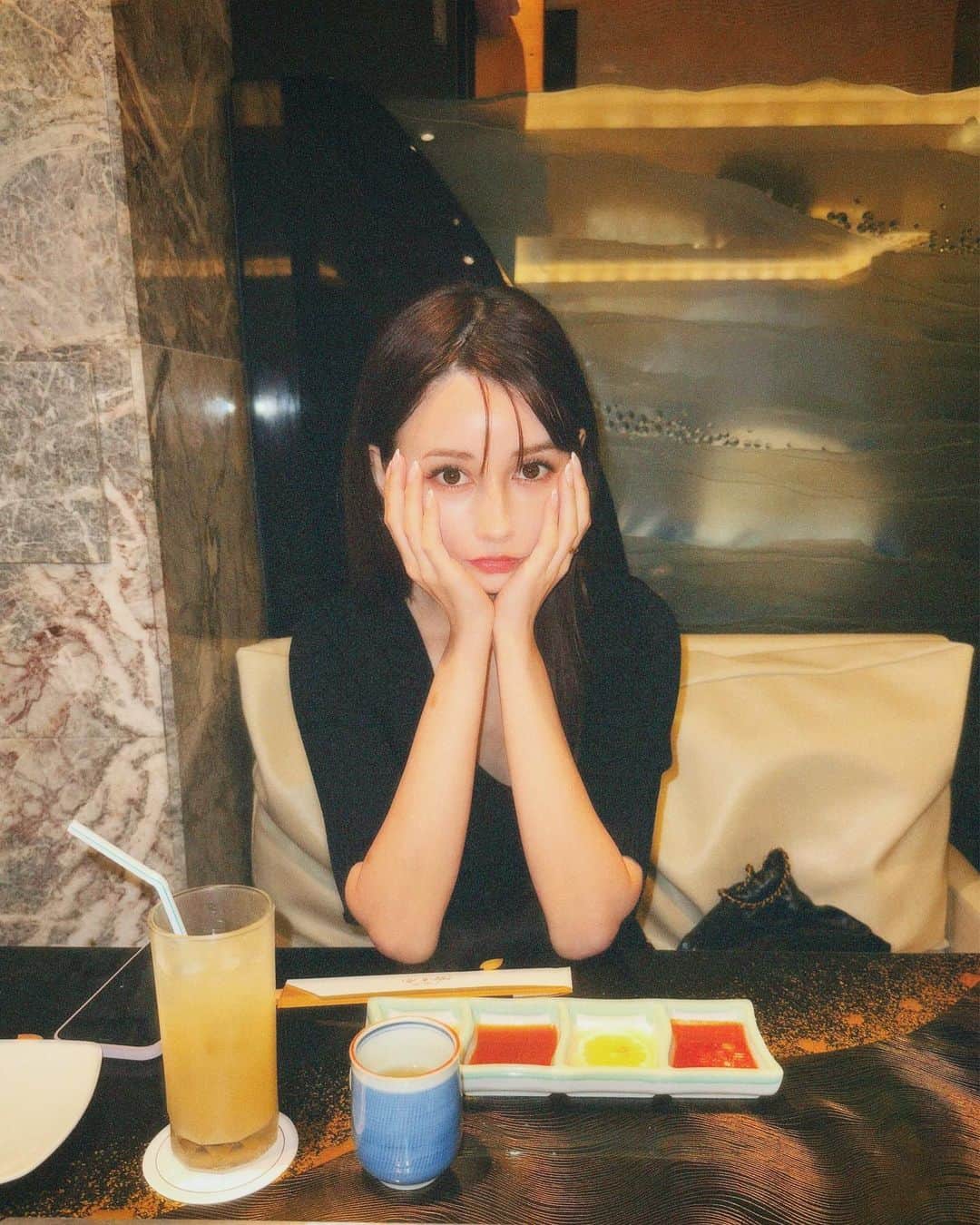 ダレノガレ明美さんのインスタグラム写真 - (ダレノガレ明美Instagram)「家族Day🌼 焼肉Yummy〜🤤 幸せな時間でした🫧」9月24日 19時50分 - darenogare.akemi
