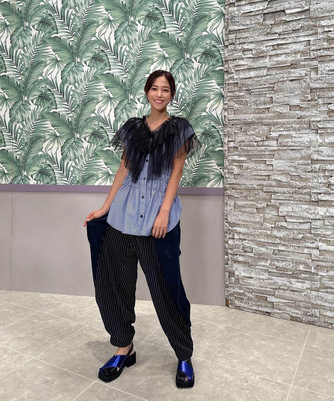 のインスタグラム：「. ドーナツトーク、今夜23時30分から放送です🍩  ゲストは三浦翔平さん！！  マヨネーズの略し方で、事件が…？！  ちなみにみなさん、マヨネーズってなんて略します？？笑  #ドーナツトーク #CBC #TBS」