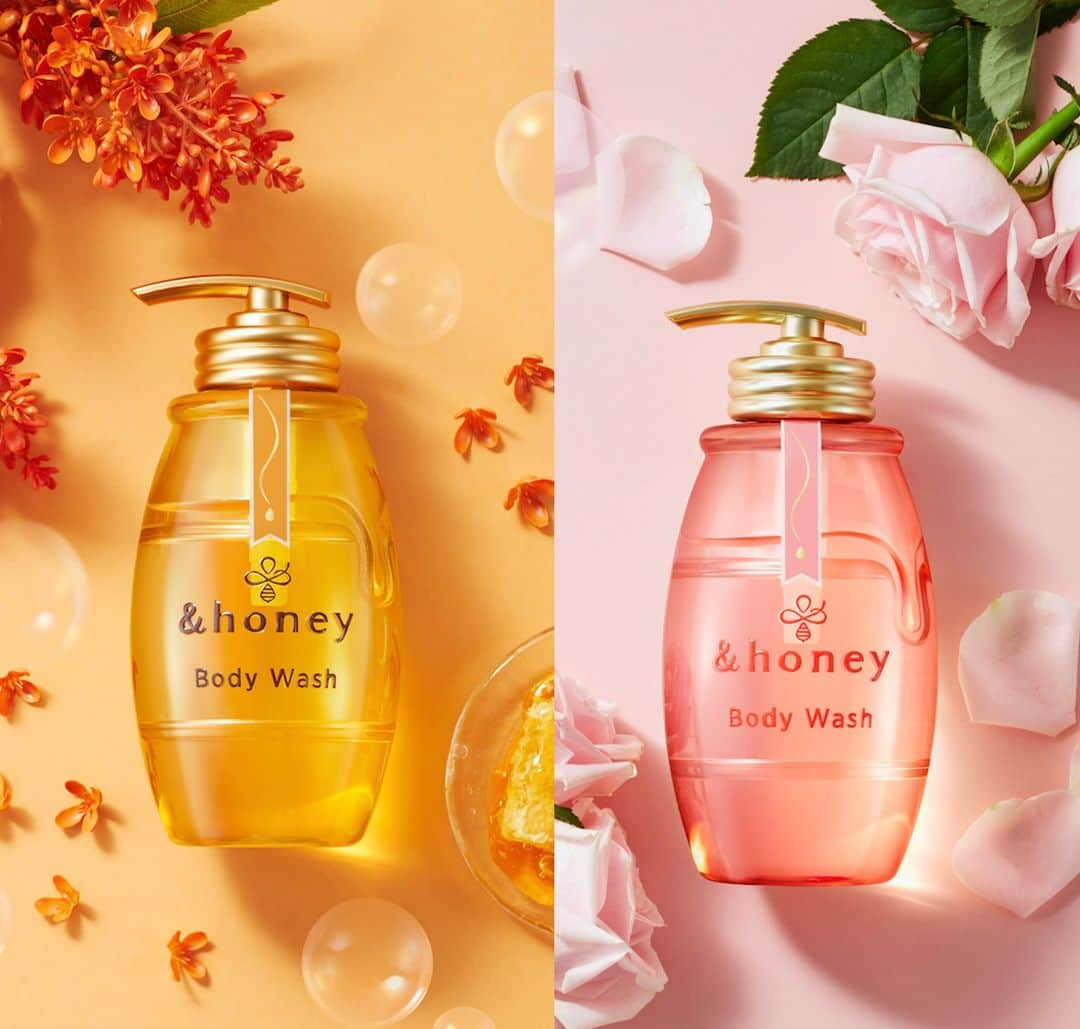 &honeyのインスタグラム：「&honey Body Washの香りについて紹介していきます🐝💕  🧡ディープタイプ：金木犀ハニーの香り 💗メルティタイプ：ローズハニーの香り　　  さらに香りの持続力もいいので、 お風呂あがりもいい香りでリラックスできちゃいます！🍯  &honey ヘアケアシリーズと一緒に使うと バスタイムがいい香りでいっぱいに、、💕 みなさんはどちらの香りを選びますか？🐻  #andhoney #アンドハニー #はちみつ美容 #ハチミツボディウォッシュ #ボディウォッシュ #保湿肌 #うるおい肌 #うるぷる肌 #ドラコス #おすすめスキンケア #金木犀 #ローズ」