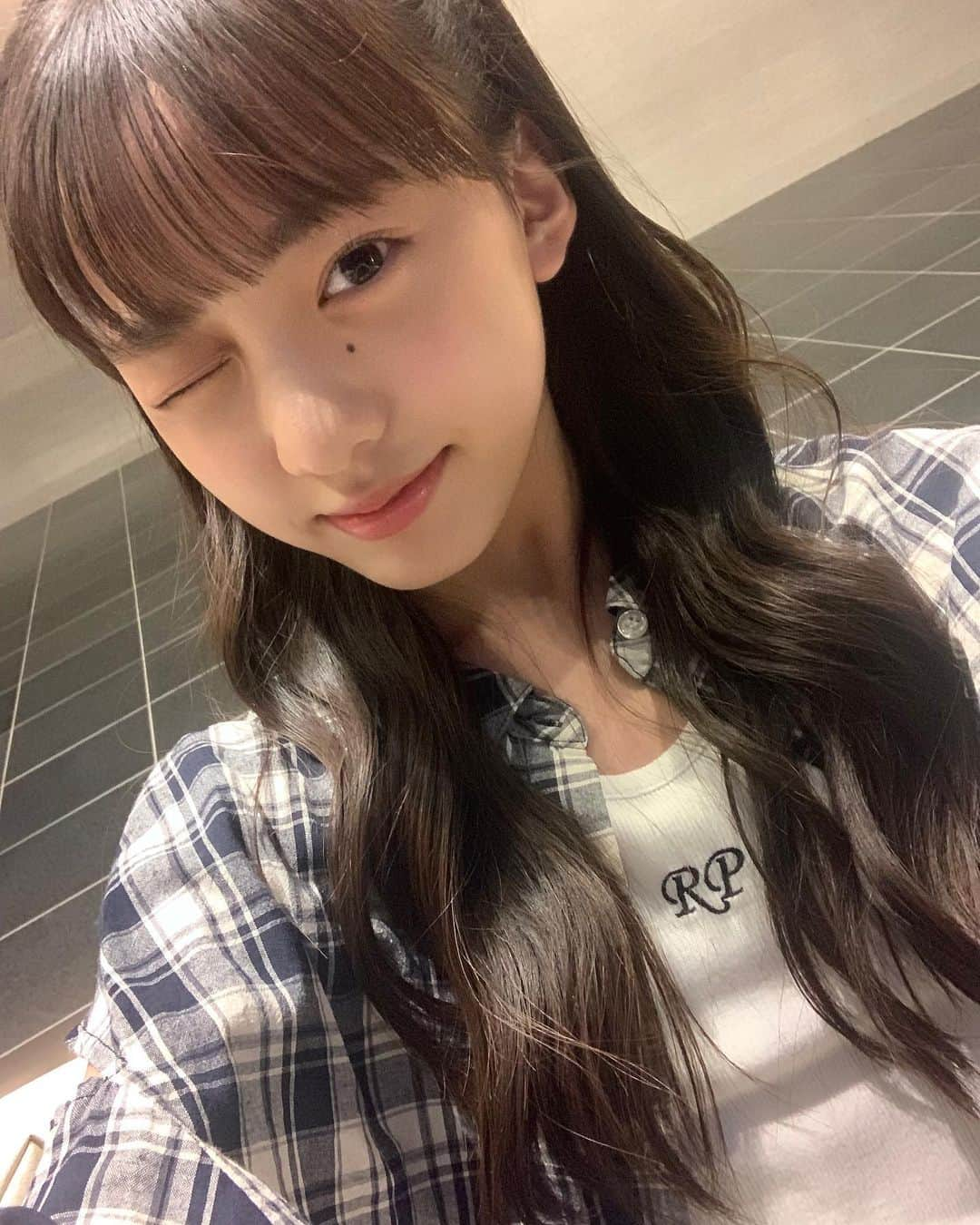 鎌田英怜奈さんのインスタグラム写真 - (鎌田英怜奈Instagram)「🧸 ここ最近一気に秋になってきた気がします🍂🤎 みなさん体調は崩していませんか？ 私は毎日元気に過ごしています(*´˘`*)  この日は久しぶりのハーフツイン🎀 最近のお休みはヘアアレ楽しんでます🤭  #ハーフツイン #鎌田英怜奈」9月24日 20時07分 - k_erena_ta