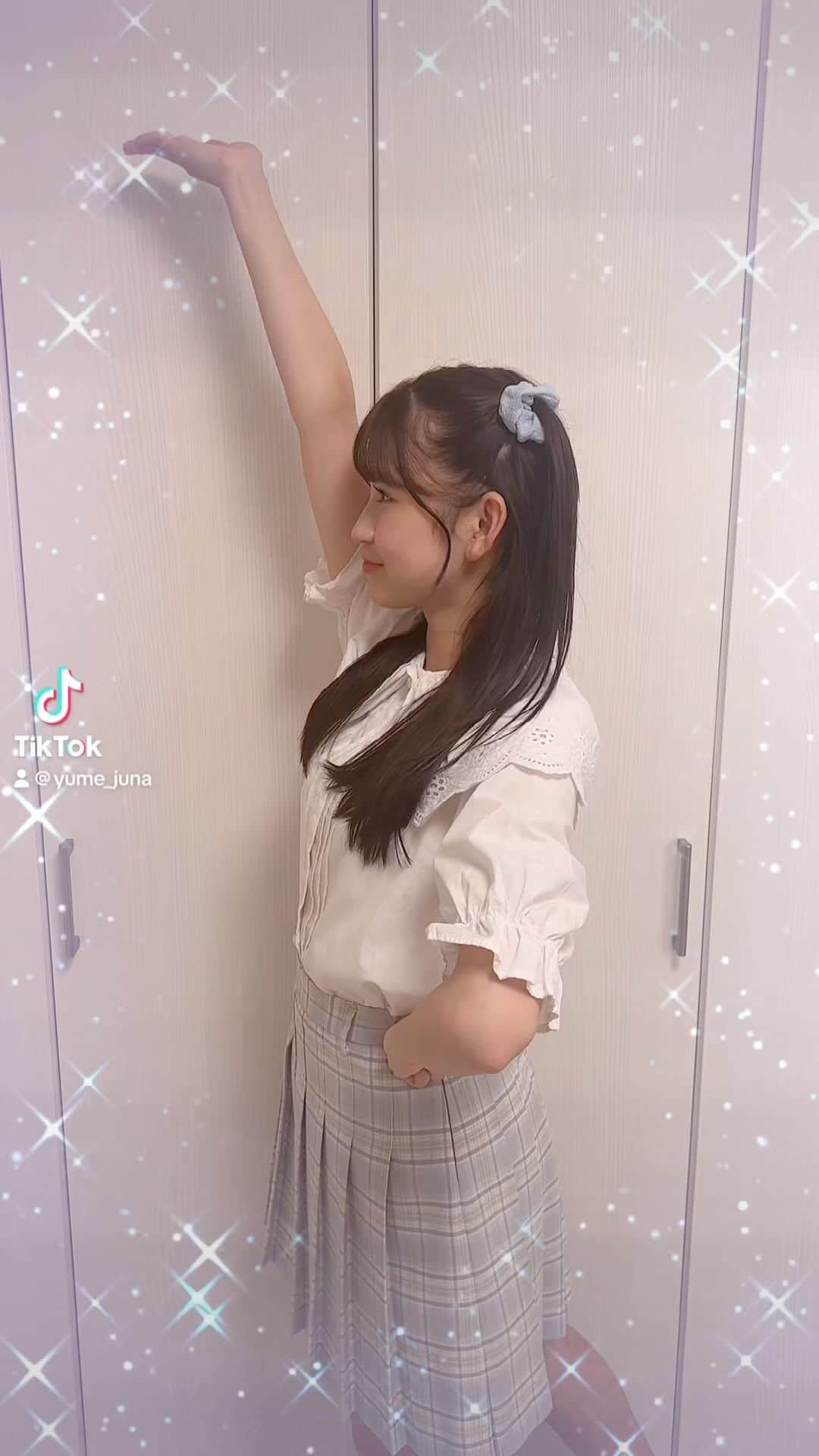 ゆめ & じゅなのインスタグラム：「この曲、可愛くてめっちゃ好き！ たまには水色もいいよね🩵 #野崎結愛 #07 #高校生 #fjk #アイドル #キスミーパティシエ #candytune #ダンス」