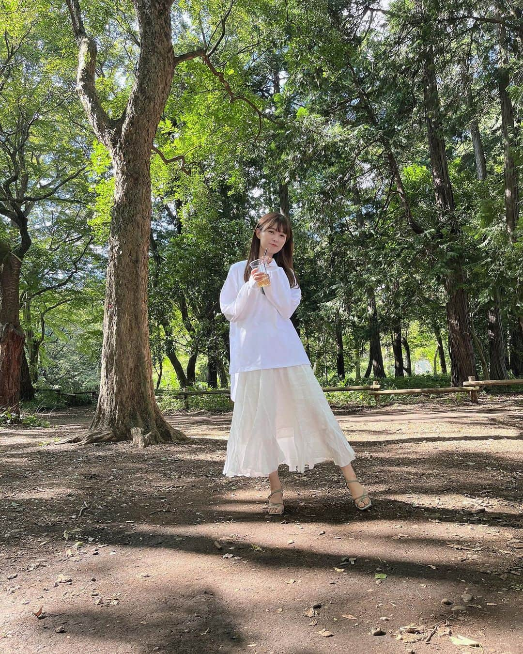 西澤由夏さんのインスタグラム写真 - (西澤由夏Instagram)「涼しくなってきたので 公園でピクニック🍙  その後23:00からは 「#チャンスの時間 」です！！ きしたかの・高野さんが 結婚をかけた "一大チャレンジ"をします💍✨」9月24日 21時13分 - yknszw