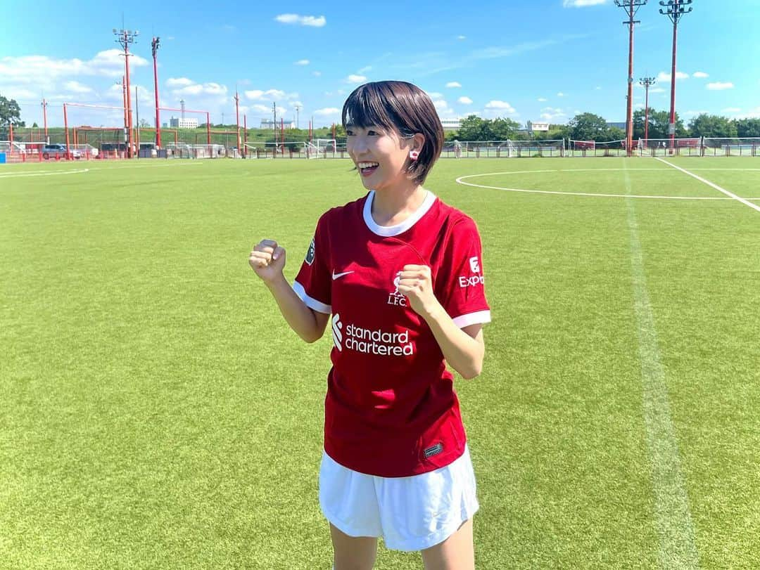 眞嶋優さんのインスタグラム写真 - (眞嶋優Instagram)「今夜は、リヴァプールvsウェストハム⚽️ 日本時間で22時キックオフは、ありがたい〜  先ほど、浦和レッズはアウェイで勝利！10人での戦いを強いられましたが、逆転勝ち！ 髙橋利樹選手のJ1初ゴールが風向きを変えてくれました！  先日載せたリフティング動画は、レッズランドでリヴァプールのユニフォームを着て撮影しました📷⚽️ まさにレッズレッズ！  The Match day 🔥 Liverpool vs West Ham  Let’s go Liverpool! #リヴァプール #リバプール #浦和レッズ #プレミアリーグ #サッカー #LFC #Liverpool #ynwa #football #soccer」9月24日 21時13分 - yu_mashima