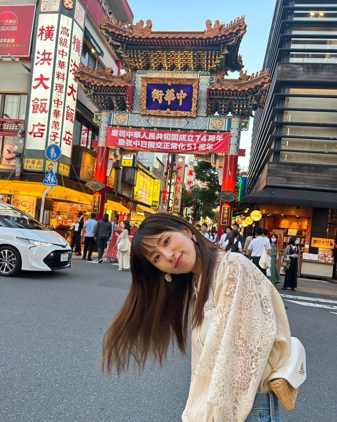 前田ゆうのインスタグラム：「横浜中華街へいってきました😊🫶夏もおわりなのかなー？ ちょっと涼しくなってきてうれしい😊」