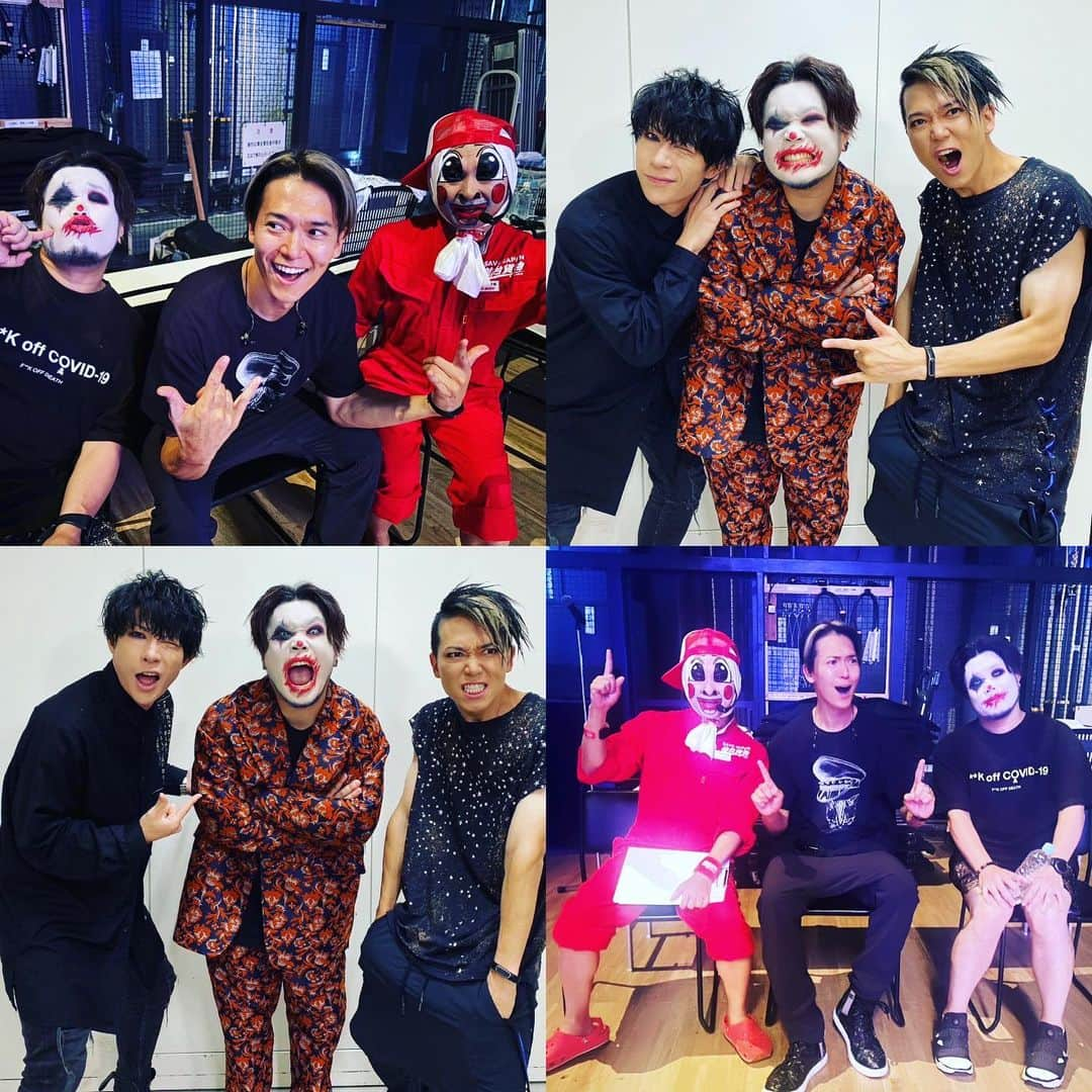 SHINPEIさんのインスタグラム写真 - (SHINPEIInstagram)「NACK5 35th Anniversary＆BEAT SHUFFLE 25th Anniversary Live ～ビッフル・ア・ゴーゴー！～ ⁡ 25年間、ラジオ界最強のビジュアルロック番組として走り続けてきたBEAT SHUFFLE ⁡ BREAKERZもデビュー当時から今までずっ〜とお世話になってました ⁡ CDリリースをする度に”コメント何分でもいいので”と、たとえ10分を越える長さでもそのまま使ってくれる懐の深さ ⁡ こんな番組、世界でビッフルしかありません！ ⁡ そんな優しく温かい番組の世界観が、今日の大宮ソニックシティ全体に広がっていました ⁡ NoGoDは演奏力凄いし団長の声最強だし ゴールデンボンバーはもう最初から最後まで楽しすぎだし 浅井さんとイガグリ千葉さんの司会進行も楽しかったし BREAKERZも、出来る限りの熱い思いをステージにぶつけました！ ⁡ このイベントを機に俺たちに興味を持ってくれたら、是非BREAKERZのワンマンライブも観に来てください ⁡ ビッフル魂に溢れた、楽しくCOOLでHOTなROCKライブをたっぷりご用意して待ってます ⁡ そして大宮まで応援に来てくれたTEAM BREAKERZのみんな、ありがとう！ 隅から隅まで、みんなの掲げてくれたBRZタオルも見えたし、皆の笑顔も焼きつけたよ FCツアーもやった後だったし、最高の一体感を作れたね ⁡ 素晴らしい夜に乾杯！ありがとうございました ⁡ #BREAKERZ #ゴールデンボンバー #NoGoD #イガグリ千葉 #浅井博章 #bs795 #NACK5」9月24日 21時32分 - shinpei_breakerz