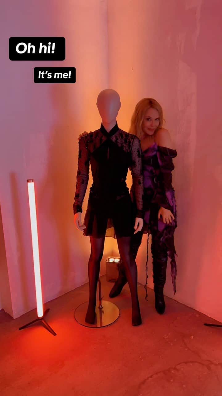 カイリー・ミノーグのインスタグラム：「Lots of surprises in the Kylie Pop-Up 🤗 What’s been your favourite?」