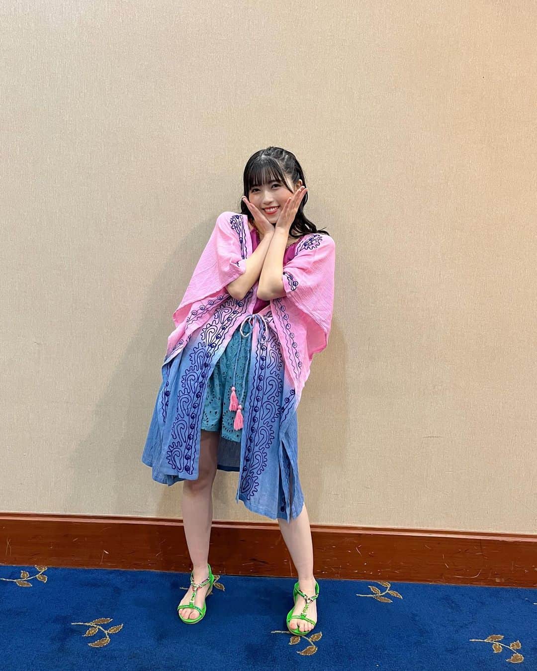 西田汐里さんのインスタグラム写真 - (西田汐里Instagram)「🇹🇭🐘  タイ楽しんでるよー！！ かわいいアミナコレクションの衣装💓  ナーラック🥰  #タイ語 #かわいい #ナーラック  #beyooooonds #西田汐里」9月24日 21時30分 - shiori_nishida.official