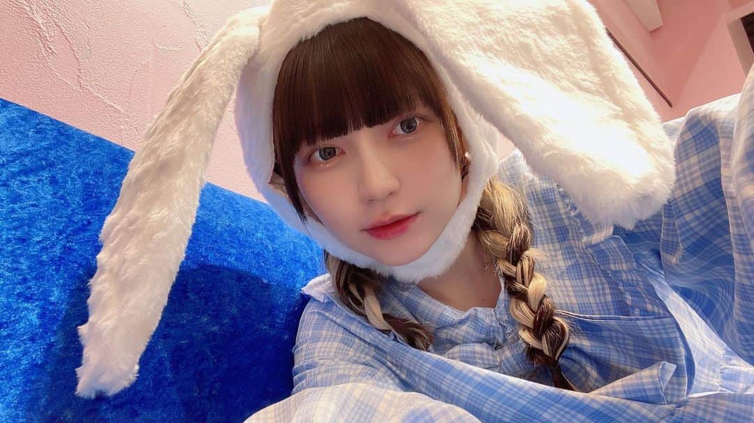 やねのインスタグラム：「🐇」