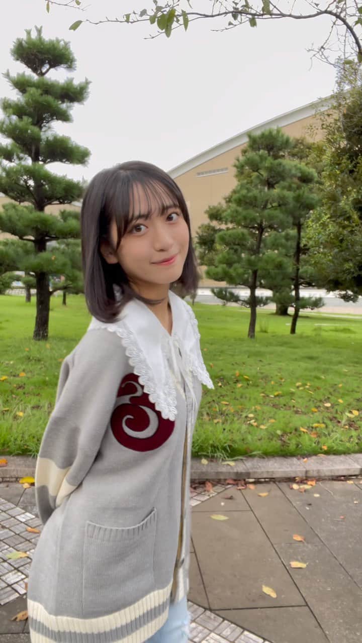 石井美凪のインスタグラム：「今月28日に私がレギュラーモデルを務めさせて頂いている雑誌「GIANNAAnother」が発売します✨️  少しだけ出させて頂いているので皆さん是非観て頂けると嬉しいです♡  そしてこの前の答えはO型でした〜！   #gianna  #giannaanother  #雑誌  #発売  #モデル  #ファッションモデル  #model  #fashionmodel  #instagood  #instafashion  #instaphoto  #jkブランド  #jkの素敵な思い出  #sjk  #sjkブランド  #sjkの素敵な思い出  #ライジングプロダクション  #石井美凪」