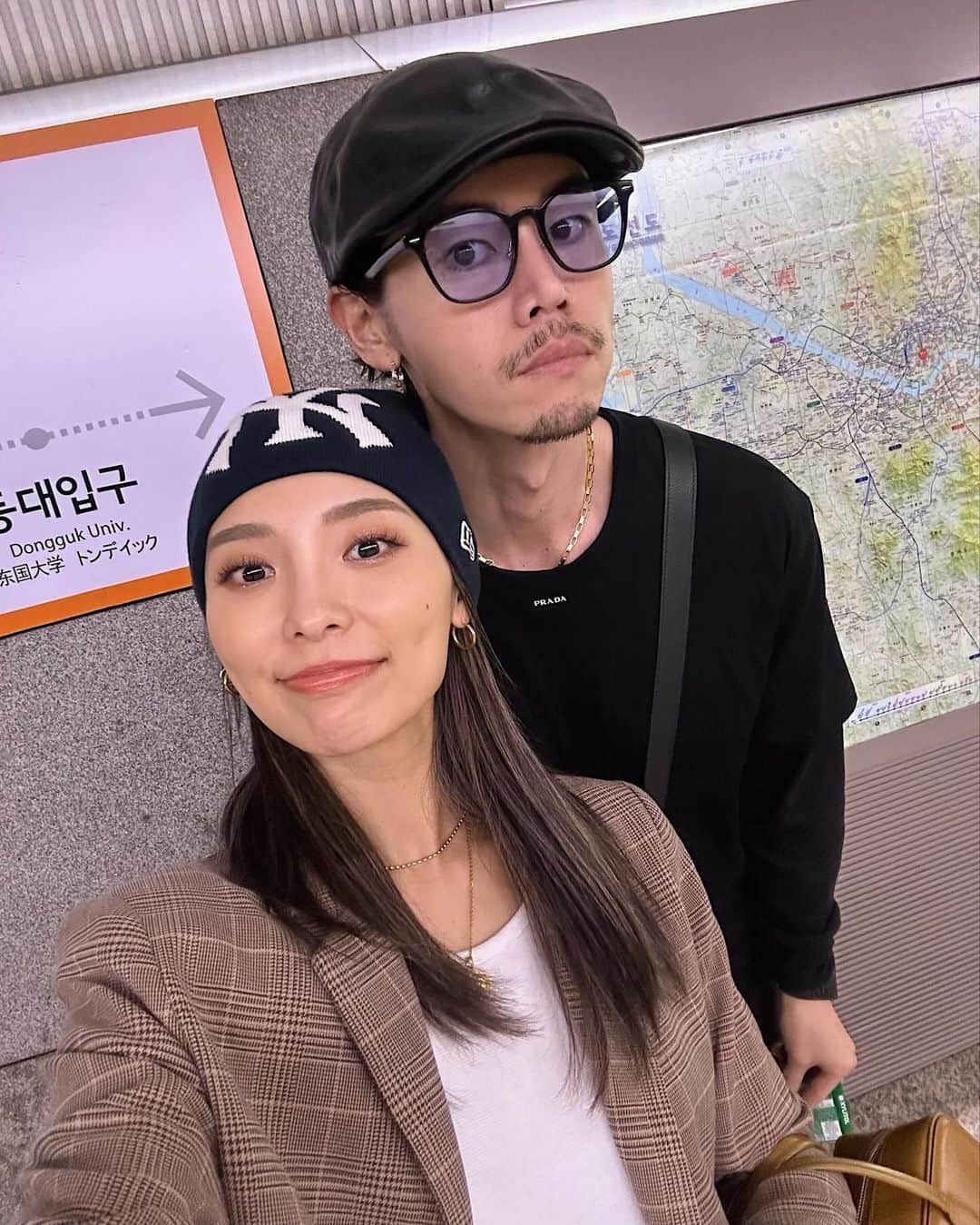 KANAMIのインスタグラム：「・ また行こうね🇰🇷♡ たくさん海外行きたいネ✈️🌈  #tmoneyは #シナモンロール #フミくんデコっててかわゆ」