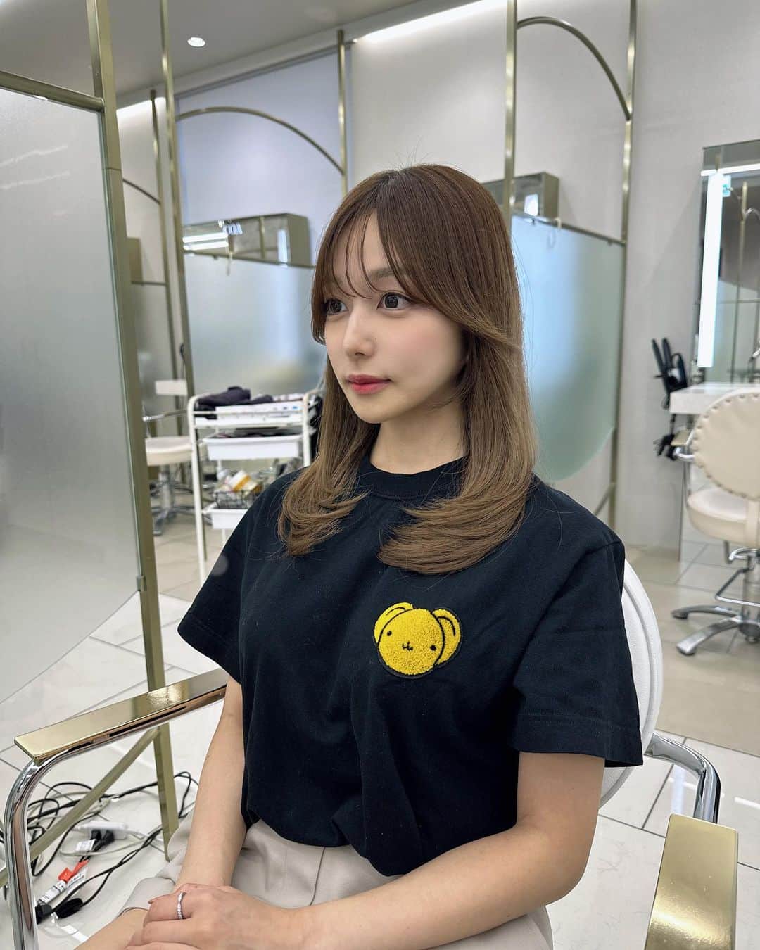 桜井みづき（キャバ嬢）さんのインスタグラム写真 - (桜井みづき（キャバ嬢）Instagram)「💇‍♀️  TシャツはCONVERSEとCCさくらのコラボ♡」9月24日 21時45分 - smzk0227